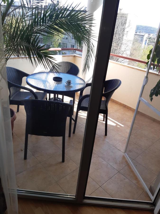Nish 7 Daire Tırnova Dış mekan fotoğraf