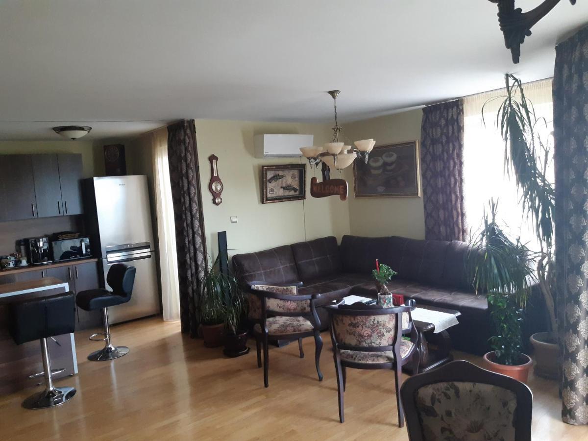 Nish 7 Daire Tırnova Dış mekan fotoğraf